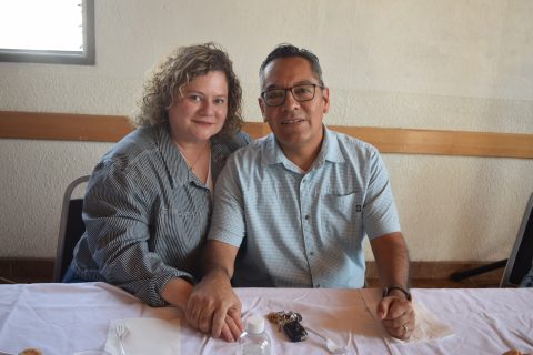 Claudia Valdez y José Luis Pérez.