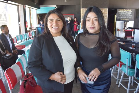 Lupita Canseco y Grecia García.