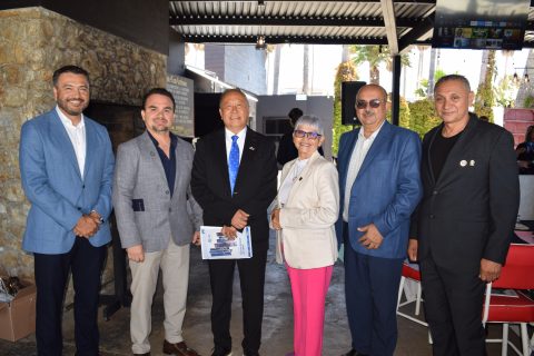 Aaron Victorio, Mario Fajardo, Fermín Kim, Alejandra Cital, Víctor Agüero y Rodrigo Sandoval.