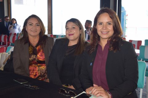 Dolores Espinoza, Brenda Ramírez y Perla Espinoza. 