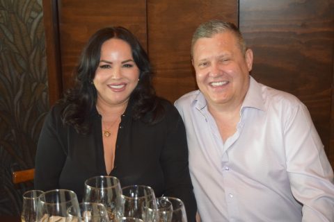 Mirna Cazarez y Douglas Hermance.