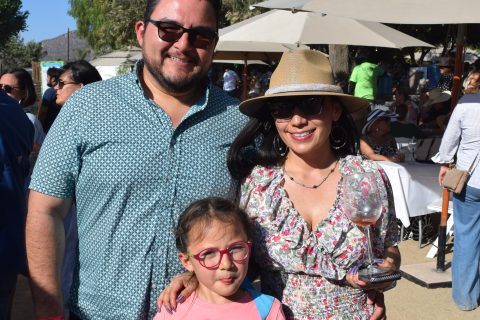 La familia Quintero Rosas disfrutó de la actividad de los papalotes.