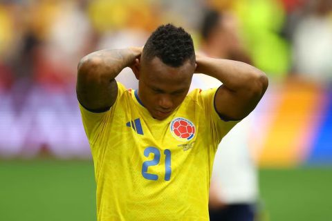 Amenazan a Campaz tras eliminación de Colombia