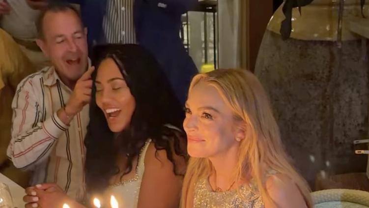 Lindsay reúne a su familia