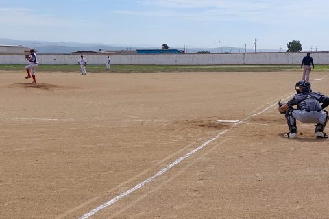 Buscan Pinos coronarse en casa de Calabaceros