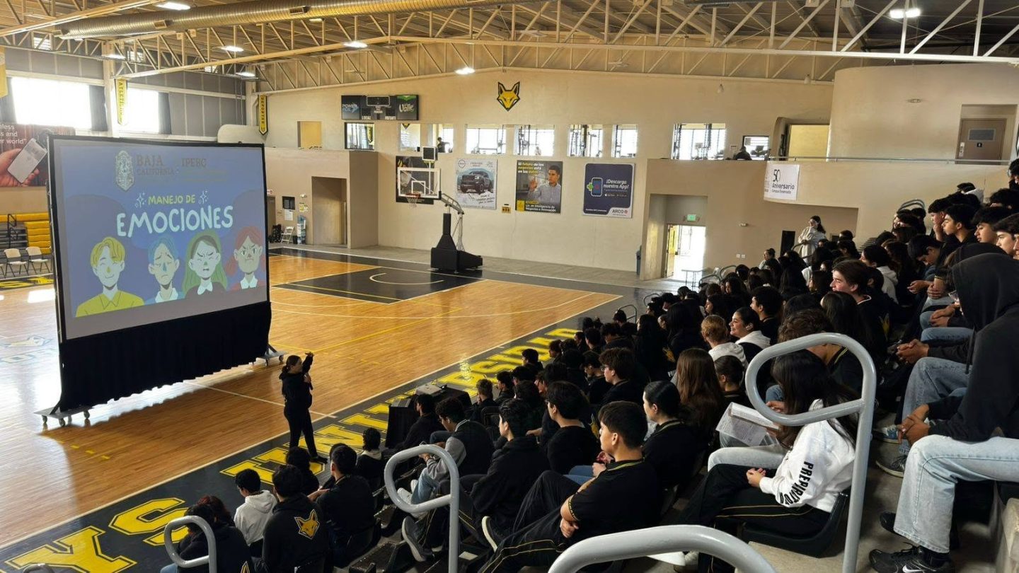 Fortalecen prevención de las adicciones entre estudiantes de “prepa”