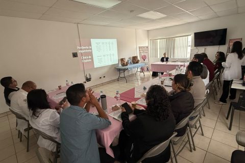 La reunión se efectuó este viernes para promover la vigilancia epidemiológica, garantizar la calidad y seguridad en la atención.