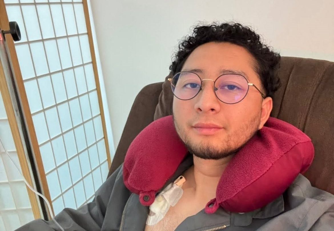 Piden apoyo con despensa para joven con cáncer