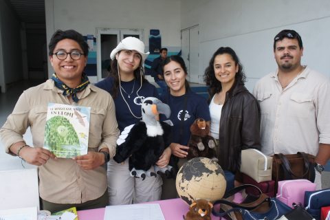 Jonathan, Michelle, Marissa, Génesis y León, de Global Shapers Ensenada.