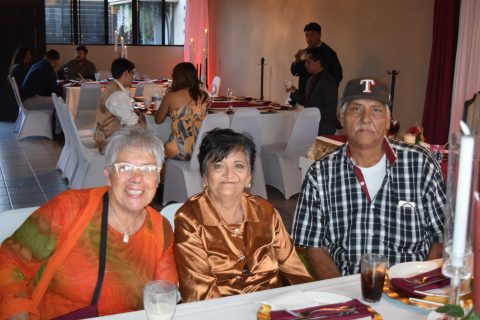 Martha Barriga, Lucila Chávez y Carlos Gutiérrez.