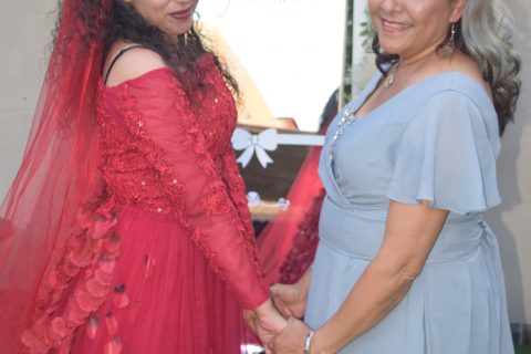 Yamilé Valenzuela junto a su mamá, Lidia Elizabeth Velazquez.