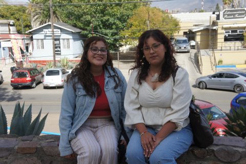 Fernanda y Valeria.