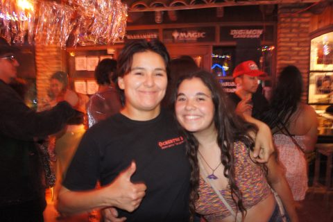 Clarissa y María.