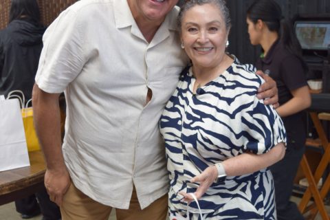 Julio Medina y Luz María Lizárraga.