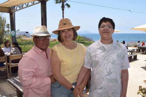 Rogelio, Lupita y Gael. 