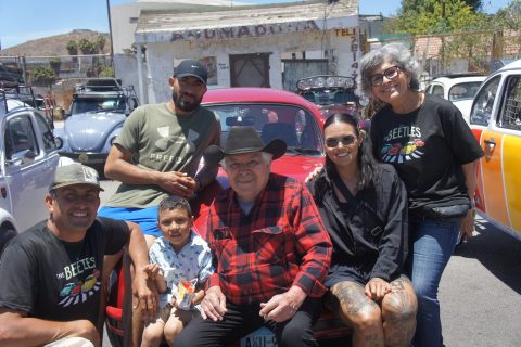 Arturo Granados, Alejandro Villavicencio, Nicolás, Alejandro Granados, Yoselin Flores y Edna Ivonne Granados.