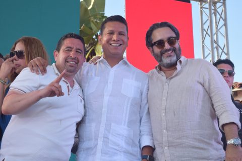 Octavio Machado, Luis Nolasco y Alan Bautista Plascencia. 