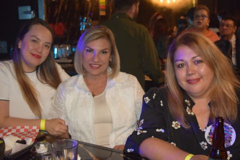  Priscila Soler, Conchita Romero e Iveth Cortez. 