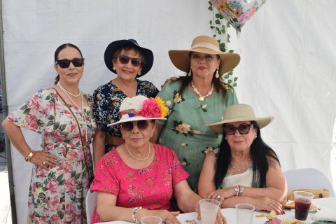 Chuyita, Flor, Antonieta, Angélica y Marthita. 