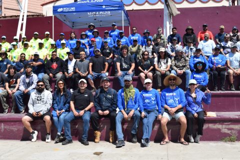 Al finalizar la jornada, los voluntarios se tomaron una fotografía grupal.