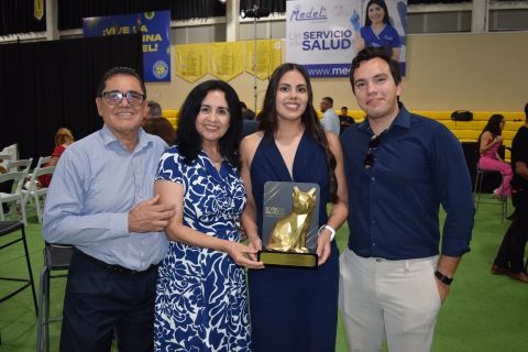 Juan José Sandoval, Martha Ayala, Martha Sandoval y Leo Bejarano.