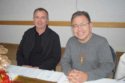 Los sacerdotes Armando Armenta y Francisco Javier Jaime Pérez. 