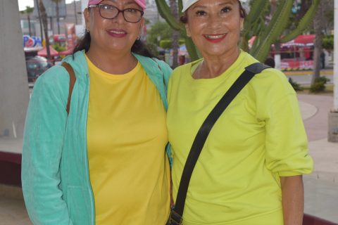 Marcia Ishihara y la tía Reyna. 