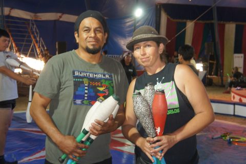 Eric Sierra y Zaira Howell.