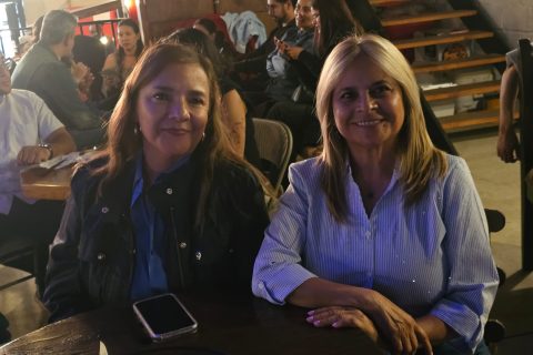 Elia Vázquez y Olivia Prieto.