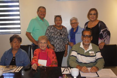 Integrantes de la Federación de Sociedades Mutualistas de Baja California celebraron su reunión mensual.