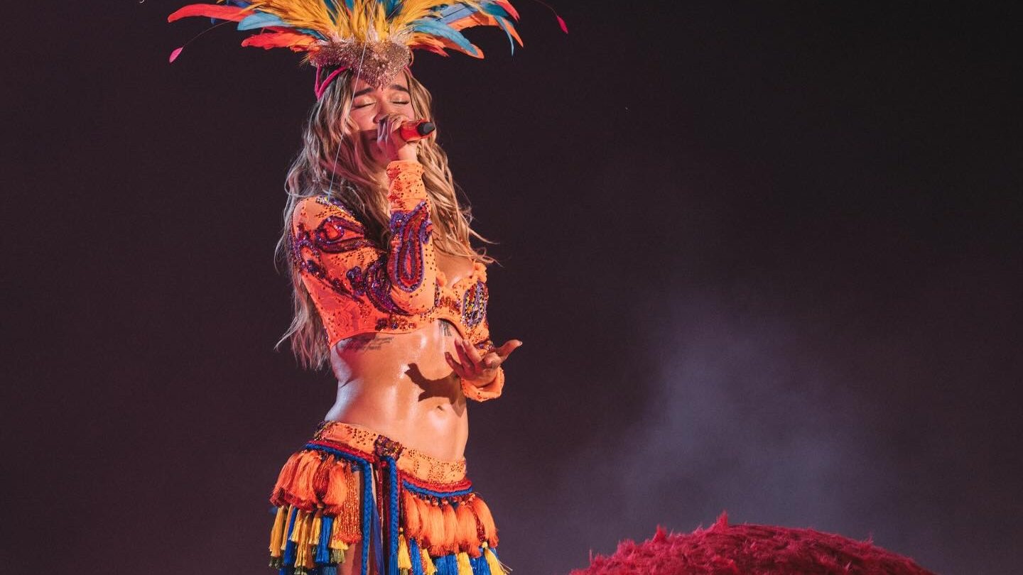 Karol G brillará en Hollywood