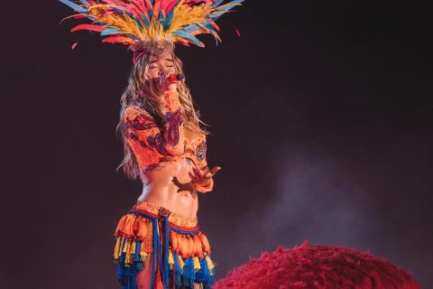 Karol G brillará en Hollywood