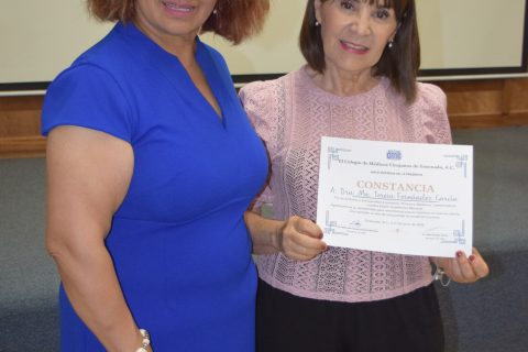 Marycarmen Garduño y María Teresa Fernández.