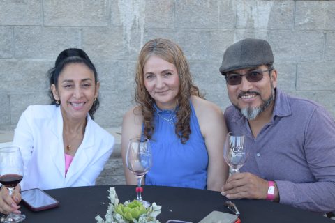 Elizabeth, Johana y Edgar.