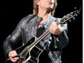Bon Jovi aplaza su concierto