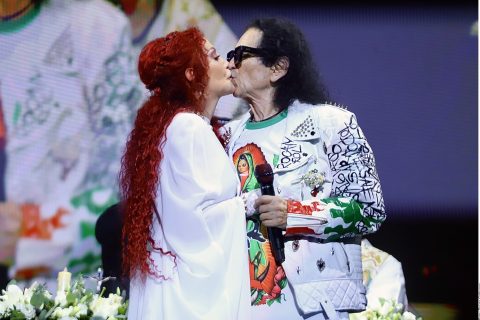 Renuevan su amor