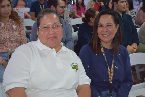 Ivón Geldis Aguilar y Diana León.