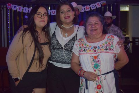 Norma, Angie y Tere.