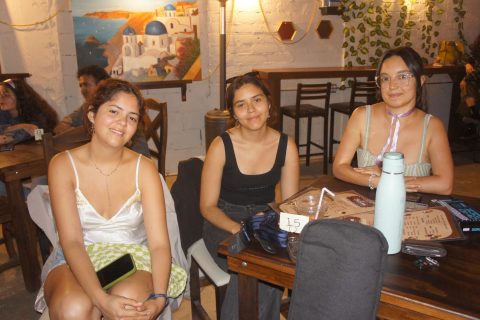Ivanna Flores, Estefanía Flores y Luna Navarez.