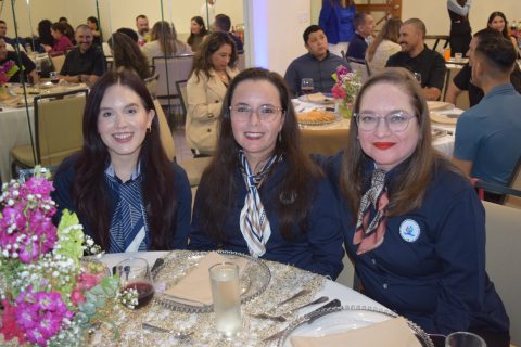 Fernanda Ramonetti, Lisbhet Salido y Sue Magallanes.
