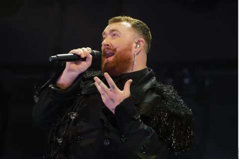 Sam Smith se compromete