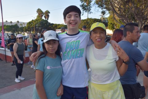 Estefany, Sergio Hernández y Rebeca Ortiz. 