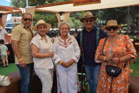 Alberto Campoy, Gabriela Alba, Soyla Gutiérrez Rosas, Alberto Alba y Verónica Hernández.