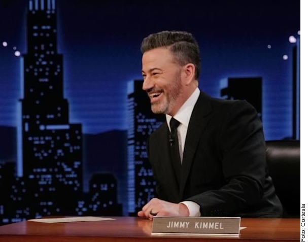 Kimmel denuncia presión oficial
