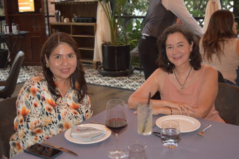 Adhara García y Bertha Martínez.