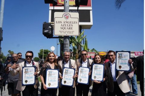 Nombran plaza a Los Ángeles Azules