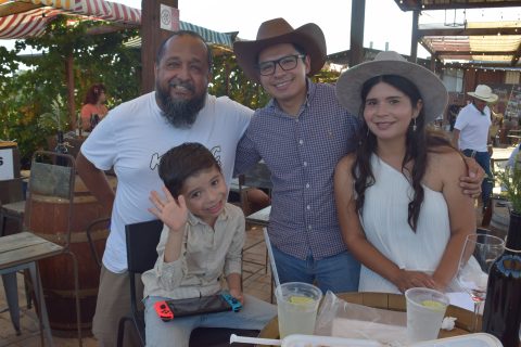 Alejandro Torres, Federico Line, Edenia Bustamante y Federico.