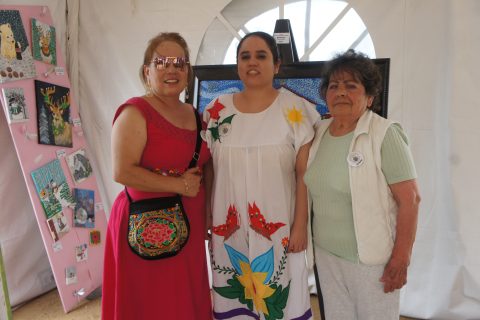 Imelda, Pamela Villavicencio y Minerva Gutiérrez.
