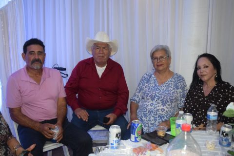 Lorenzo García, Mario Robles, María Elena Hernández y Edelmira Dorado. 