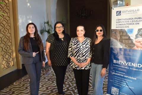 Andrea Carrillo, Claudian Pallen, Maritza Meza y Karla De la O. 